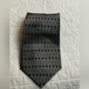 Ziggurat by Mulberry Neckwear Mens silk Neck Tie